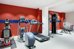 Hampton by Hilton Glasgow Central Fitness Center