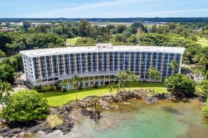 Castle Hilo Hawaiian Hotel Property