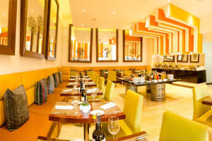 Holiday Inn Bogota Airport Dining