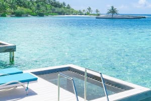 Holiday Inn Resort Kandooma Maldives Deck