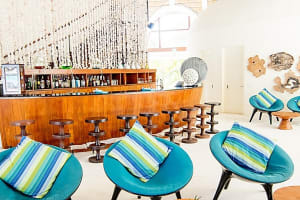 Holiday Inn Resort Kandooma Maldives Lobby Lounge