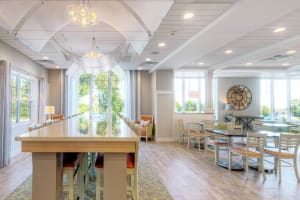 Hampton Inn Bar Harbor Dining Area