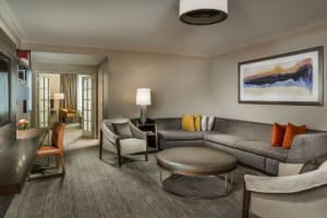 Hyatt Centric Chicago Magnificent Mile Suite