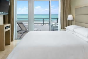 Hilton Bentley Miami/South Beach Suite