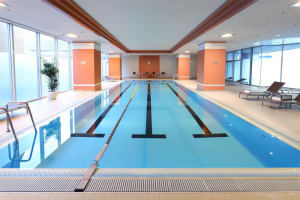 Hilton Osaka Pool