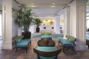 Harborside Resort at Atlantis Lobby