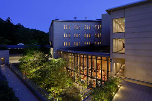 Hyatt Regency Hakone Resort & Spa Hotel Exterior (Night)