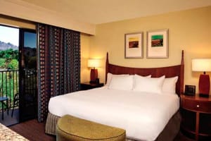 Hilton Phoenix Resort at the Peak Room