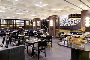 Hilton Vienna Plaza Dining
