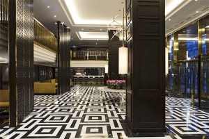 Hilton Vienna Plaza Lobby