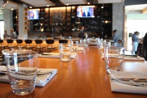 Hilton Garden Inn Waikiki Beach Dining