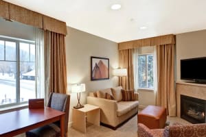 Homewood Suites by Hilton Jackson Living Area