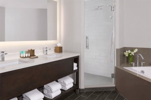 Hyatt Regency Sonoma Wine Country Guest Bath