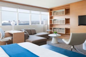 Hyatt Regency Long Beach Guest Room