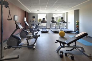 Hilton Garden Inn Montreal Airport Fitness Center