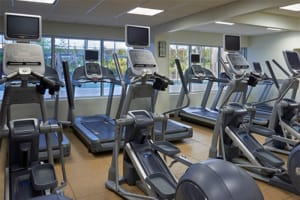 Hilton Toronto Airport Hotel & Suites Fitness Center