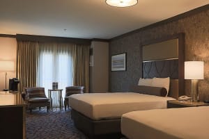 Horseshoe Black Hawk Room