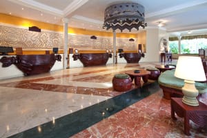 Iberostar Waves Costa Dorada Lobby