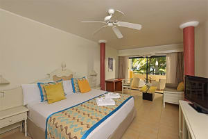 Iberostar Waves Costa Dorada Guest Room
