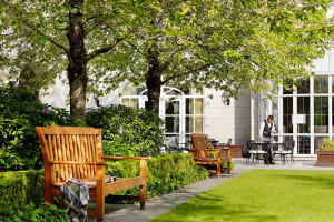 InterContinental Dublin Garden Courtyard