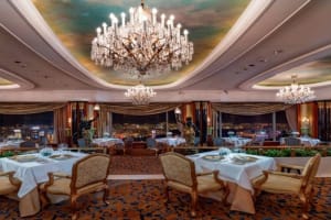 Island Shangri-La, Hong Kong Dining