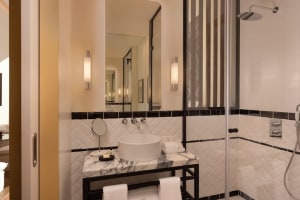 The Ivens, Autograph Collection Bathroom
