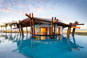 Hard Rock Hotel Los Cabos Swim-up Bar