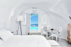 Katikies Kirini Santorini - The Leading Hotels of the World Room