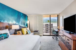 Courtyard by Marriott King Kamehameha's Kona Beach Hotel Guest Room