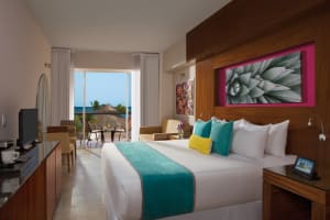 Krystal Grand Los Cabos Deluxe King