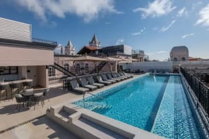 Hotel La Compania, Part of Hyatt rooftop pool