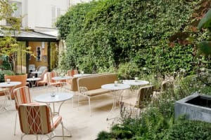 Le Belgrand Hotel Paris Champs Elysees, Tapestry by Hilton Terrace