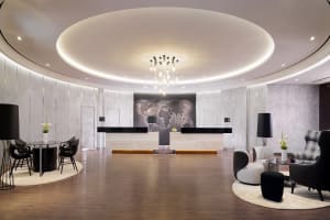 Le Meridien Hamburg Lobby