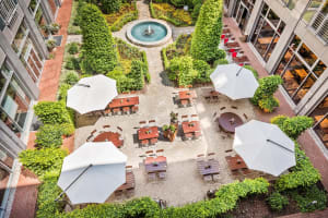 Le Meridien Munich Courtyard