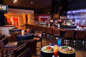 Long Beach Marriott Bar