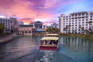 Universal's Loews Sapphire Falls Resort Taxi