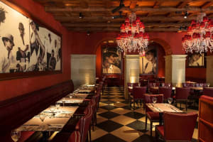 Renaissance Lucerne Hotel Dining