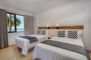 Luna Palace Hotel & Suites Bedroom