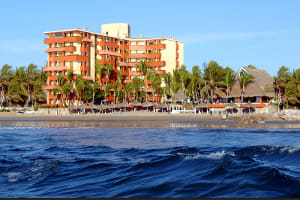 Luna Palace Hotel & Suites Property