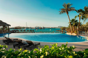Le Meridien Mina Seyahi Beach Resort & Waterpark Outdoor Pool