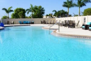 Magnolia Pointe, BW Signature Collection Pool