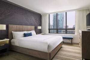 The Marquette Hotel, Curio Collection by Hilton Room