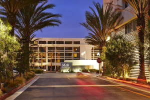 Hotel MdR Marina del Rey, a DoubleTree by Hilton Hotel Exterior