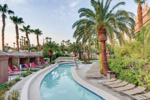 Mandalay Bay Resort and Casino, Las Vegas Mandalay Bay Beach