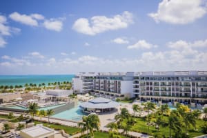 Majestic Elegance Costa Mujeres
