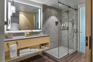Mission Pacific Beach Resort, JdV by Hyatt Bathroom