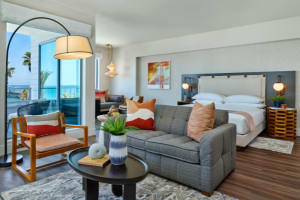 Mission Pacific Beach Resort, JdV by Hyatt Suite