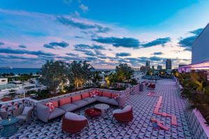 Moxy Miami South Beach Bar