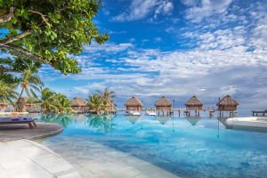 Manava Beach Resort & Spa - Moorea Pool