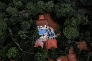 Mawamba Lodge exterior1